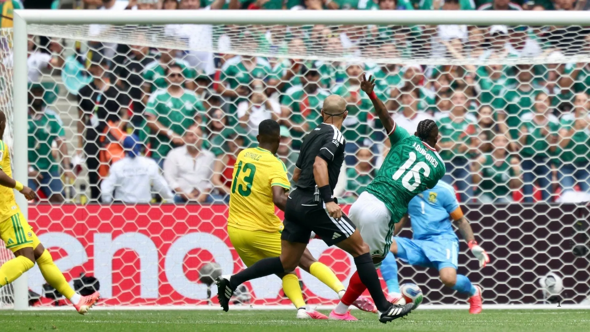 Manqoba Mngqithi sympathises with Bafana star who was exposed against Mexico