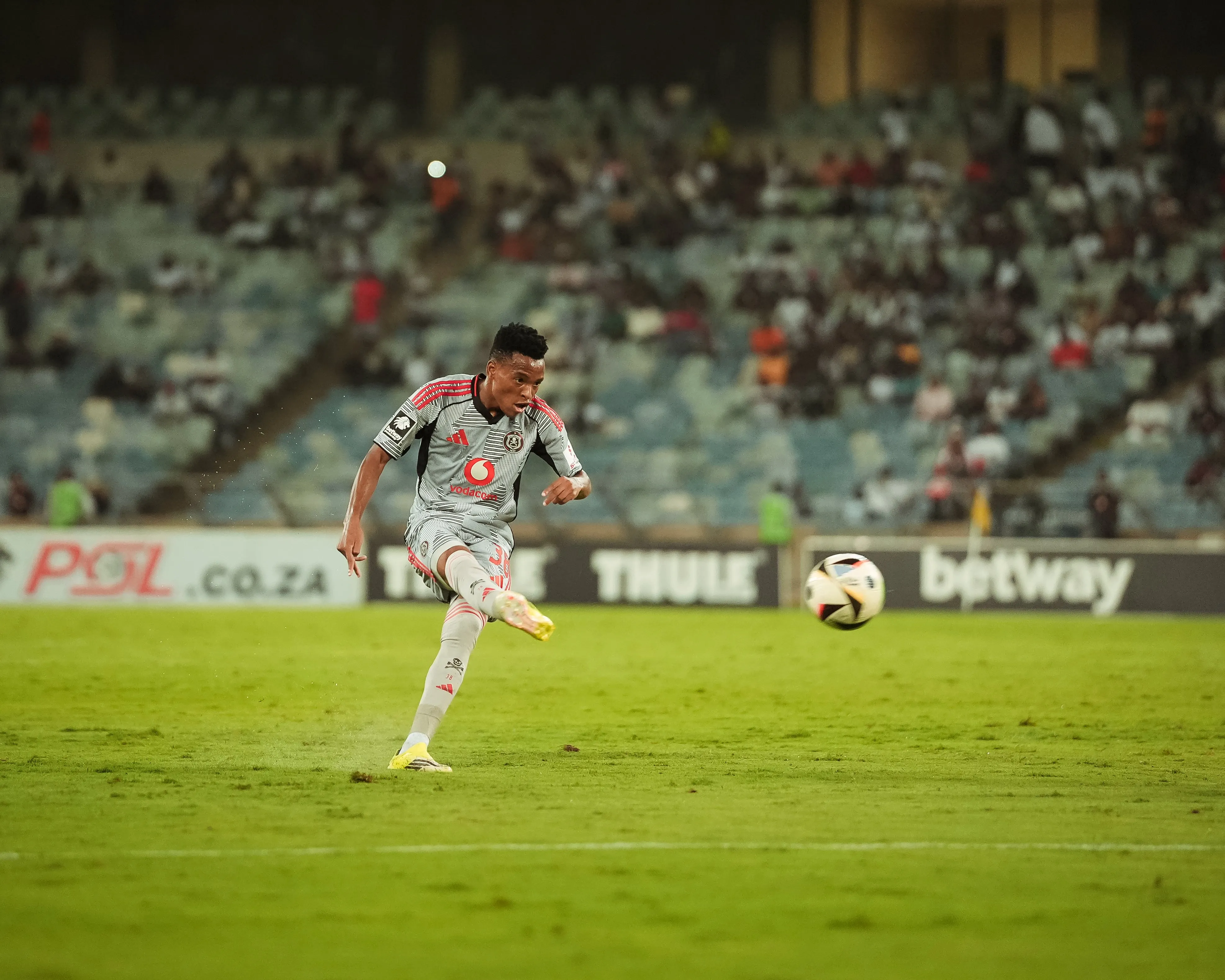 Betway Premiership: Mofokeng shines as Orlando Pirates sink AmaZulu to go top