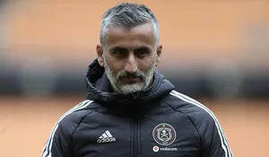 African powerhouse tables enticing offer for Jose Riveiro – report 