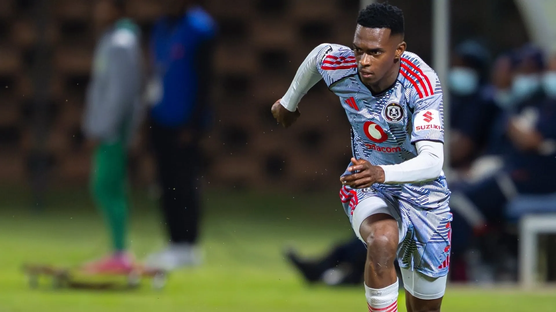 &lsquo;I was told by many people!&rsquo; Ndaba opens up on challenge with Hotto at Pirates