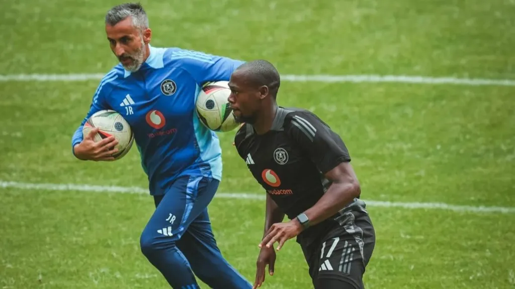 Jose Riveiro and Evidence Makgopa Orlando Pirates