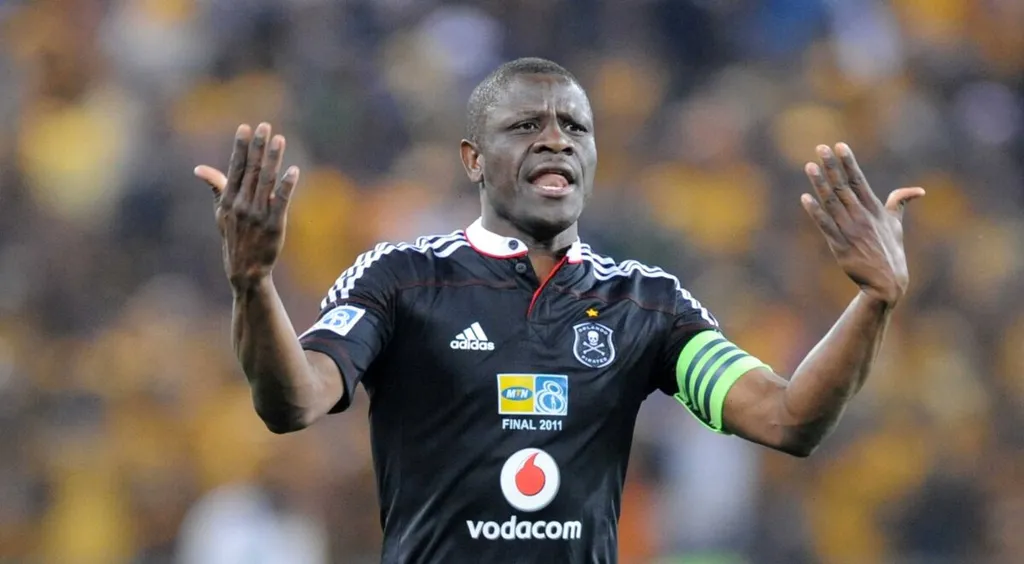 Lekgwathi gives CAF Champions League advice to Pirates coach Jose Riveiro