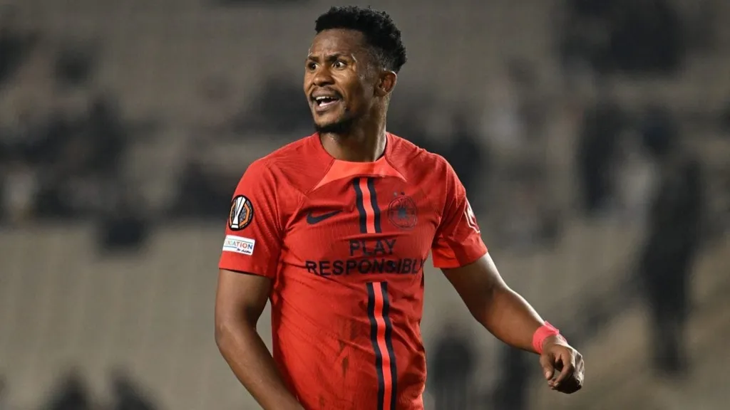 Siyabonga Ngezana FCSB 1