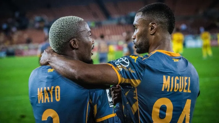 Khanyisa Mayo lauded for his resilience after scoring in Kaizer Chiefs win against Magesi