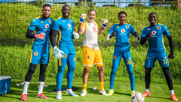 Ex-Kaizer Chiefs star names goalkeepers who should leave