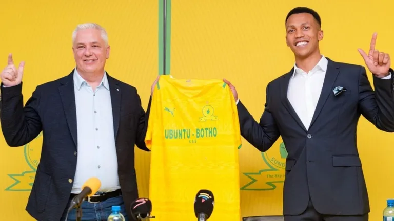 Sundowns chairman fires title warning to Pirates as he promises squad shakeup