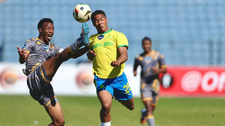 Sundowns beat Chiefs to delay Pirates&rsquo; DDC title celebrations