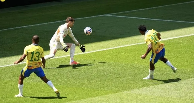 Williams Blunder Leads to Sundowns&rsquo; Dramatic CWC Defeat, Mothiba Opens His Account