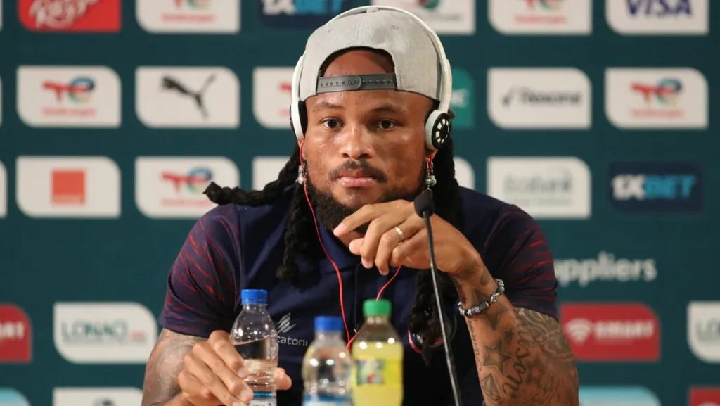 Edmilson Dove, Mozambique