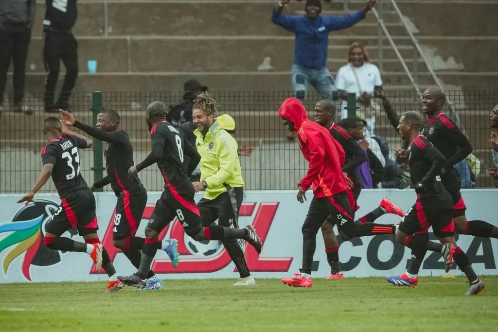 Orlando Pirates players celebrate Kabelo Dlaminis goal against Richards Bay. Photo Orlando Pirates