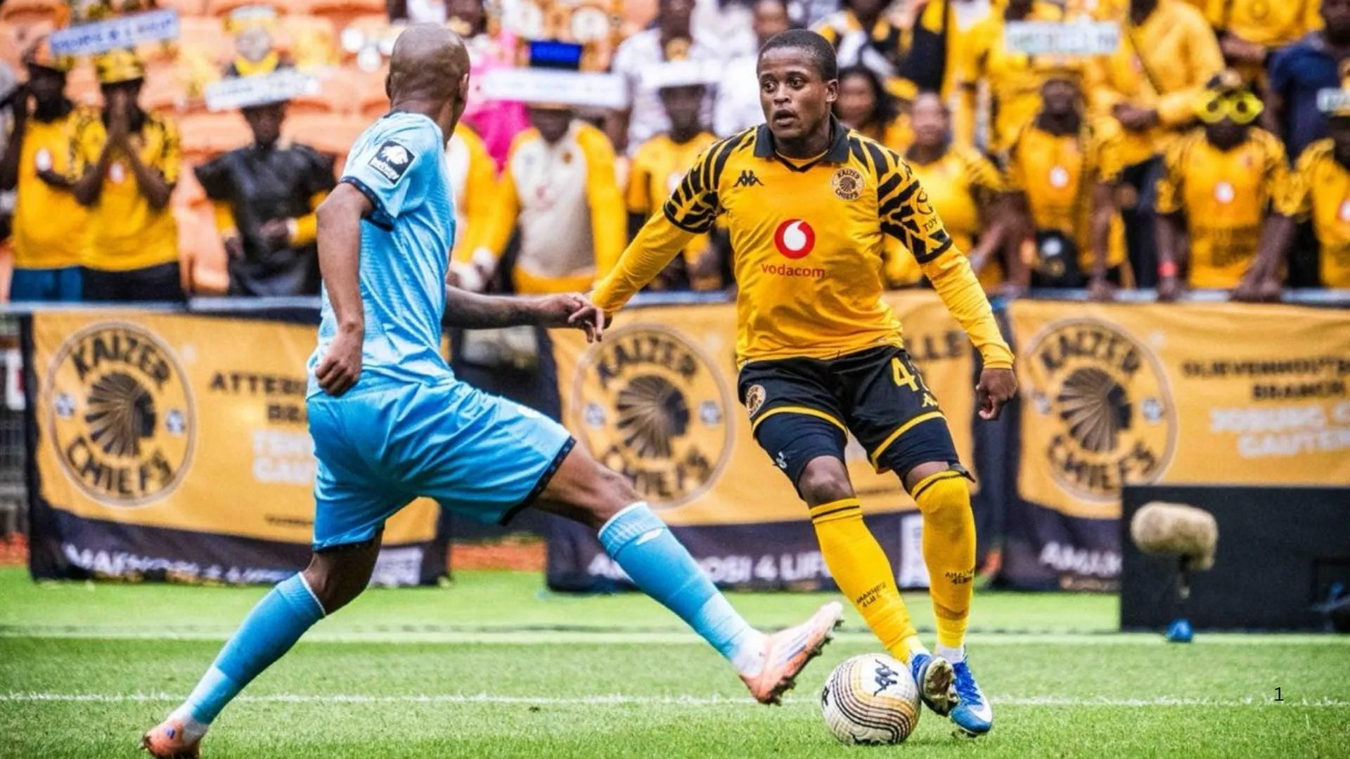 Wandile Duba of Kaizer Chiefs playing against Durban City.
