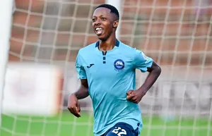 Major update on Kaizer Chiefs-Lwandile Mabuya links 