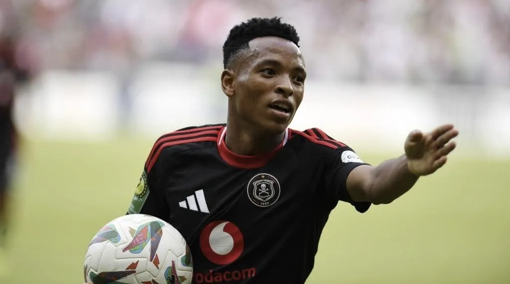 &lsquo;Why say No to Barca, let Rele go!&rsquo;, says Bafana Bafana legend