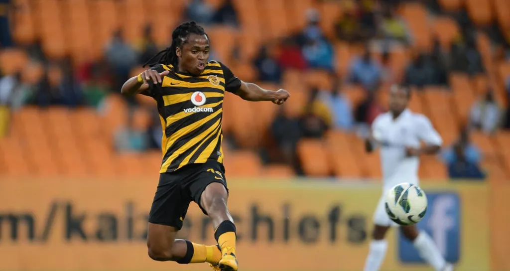 Yet to hang his boots, can Tshabalala still cut it as professional? Ex-Chiefs defender responds