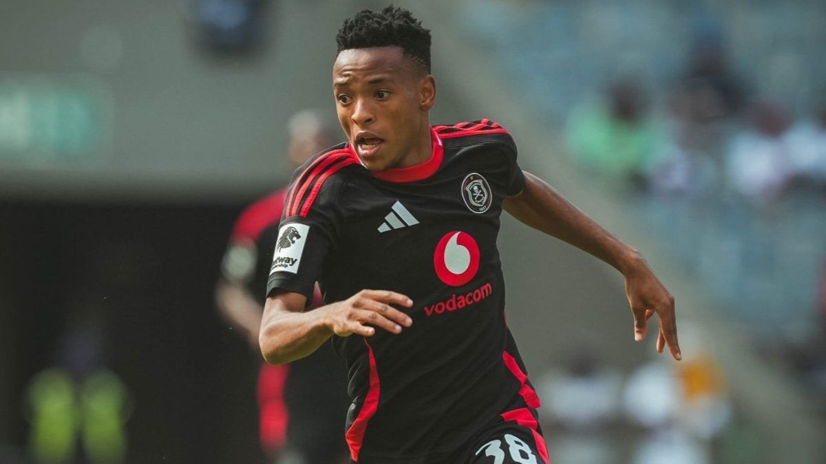 Relebohile Mofokeng: Middle East club makes ‘improved bid’ for Pirates star