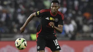 Soweto Derby: Mbatha ready for ‘healthy rivalry’ with Cele despite ‘divisive move’