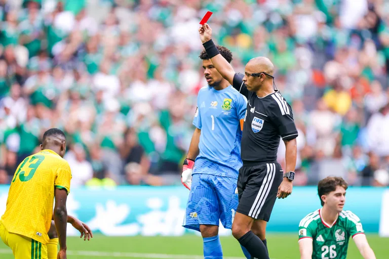 Mexico 2-0 South Africa: Sithole 3/10, Williams 7/10 &mdash; Bafana Bafana player ratings from the Azteca