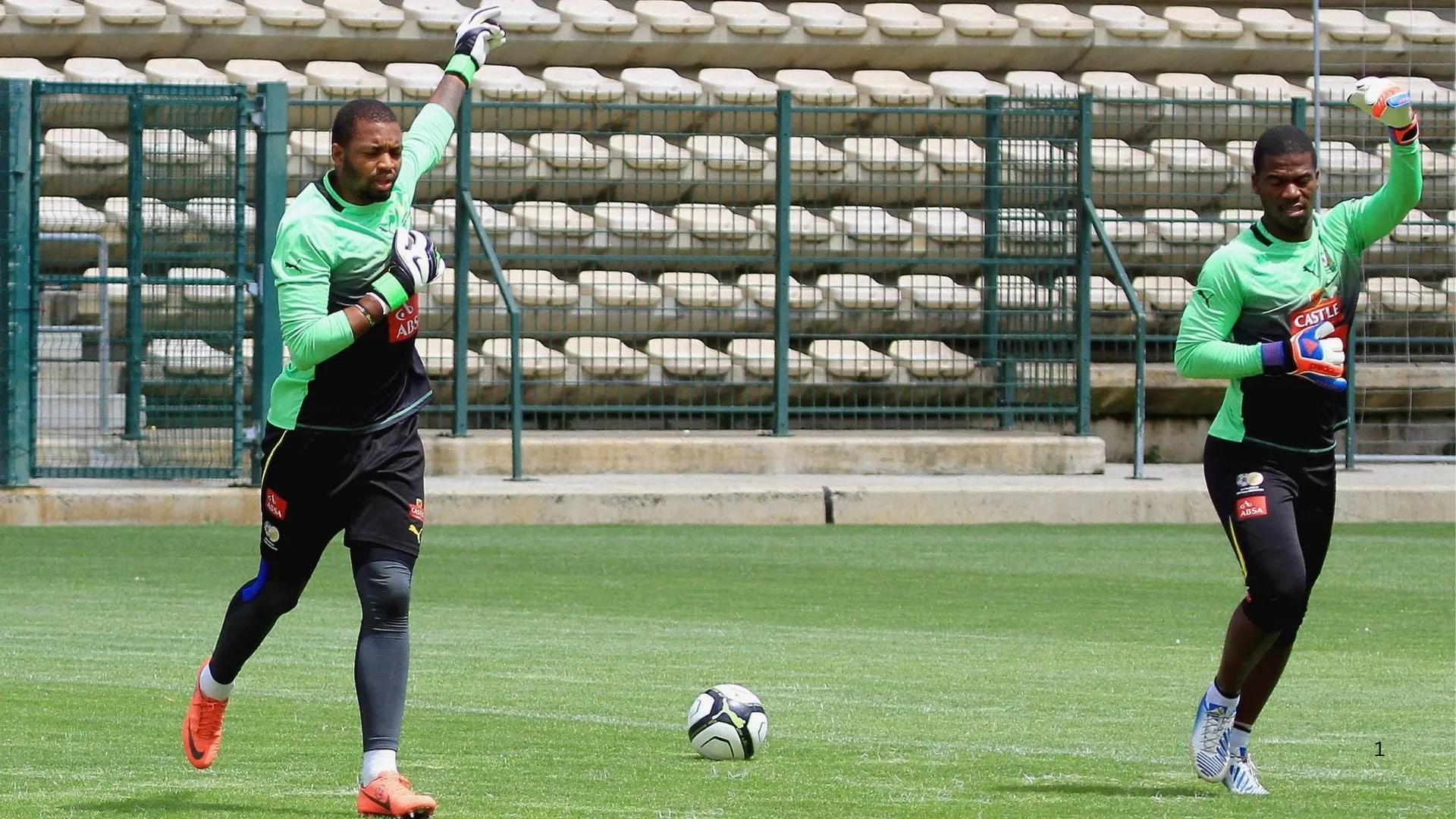 Kaizer Chiefs great Khune explains how Meyiwa and him elevated goalkeeping&nbsp;