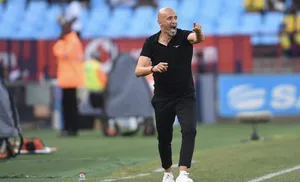 Sundowns coach Cardoso ‘unhappy with Aubaas’