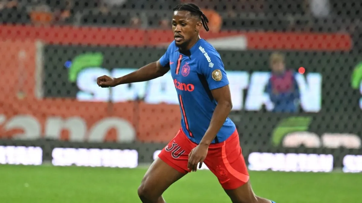 Ngezana credits Kaizer Chiefs for great start to life in Romania