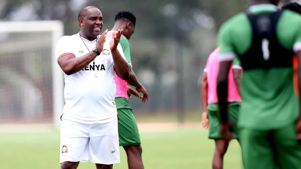 Bennni McCarthy in training in Kenya. Photo &ndash; Imago