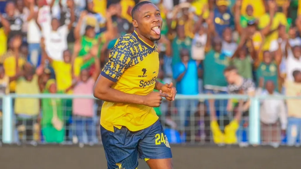 Clement-Mzize-Yanga-SC