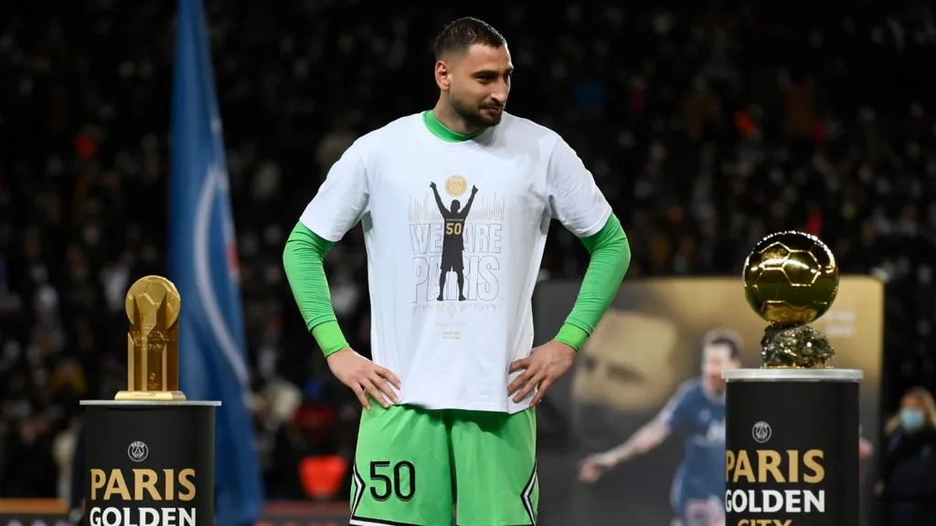 Gialuigi Donnarumma the 2021 yashin Trophy winner
