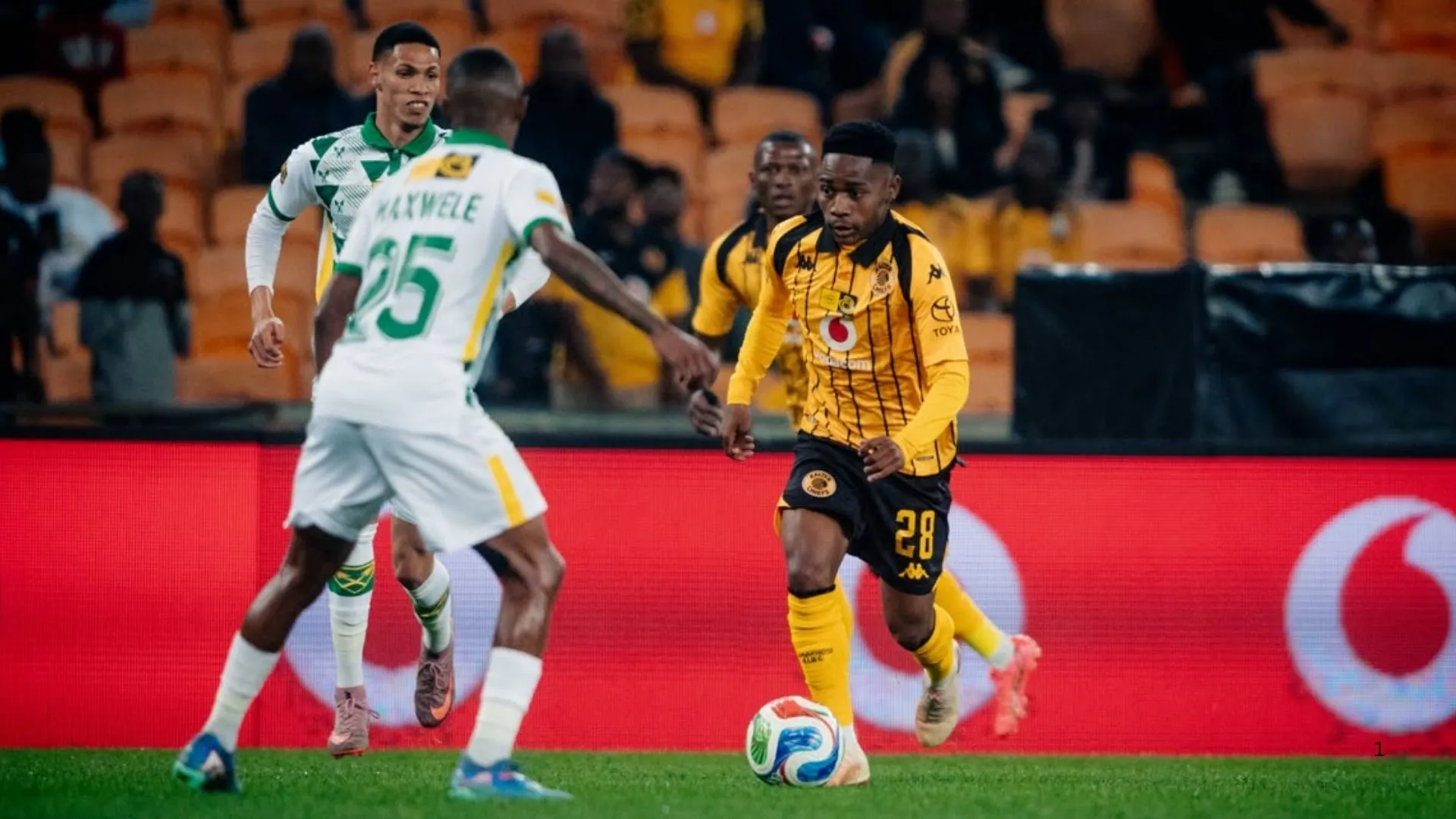 Mfundo Vilakazi of Kaizer Chiefs in action against Golden Arrows.