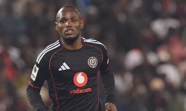 Kamogelo Sebelebele’s stunning strike hands Orlando Pirates first PSL win of the season