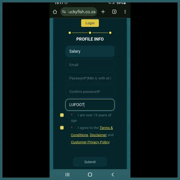 Lucky Fish sign up form with field for promo code LUFOOT