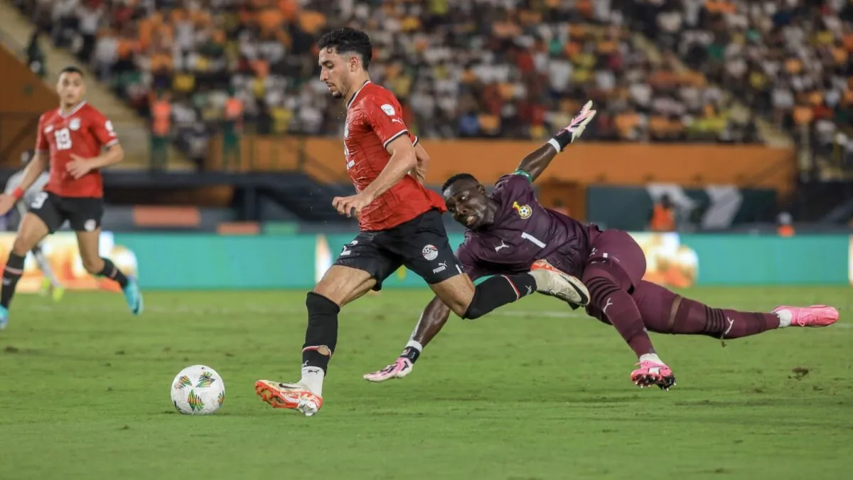 Warning to Veli Mothwa? AmaZulu to sign ex-Pirates goalkeeper