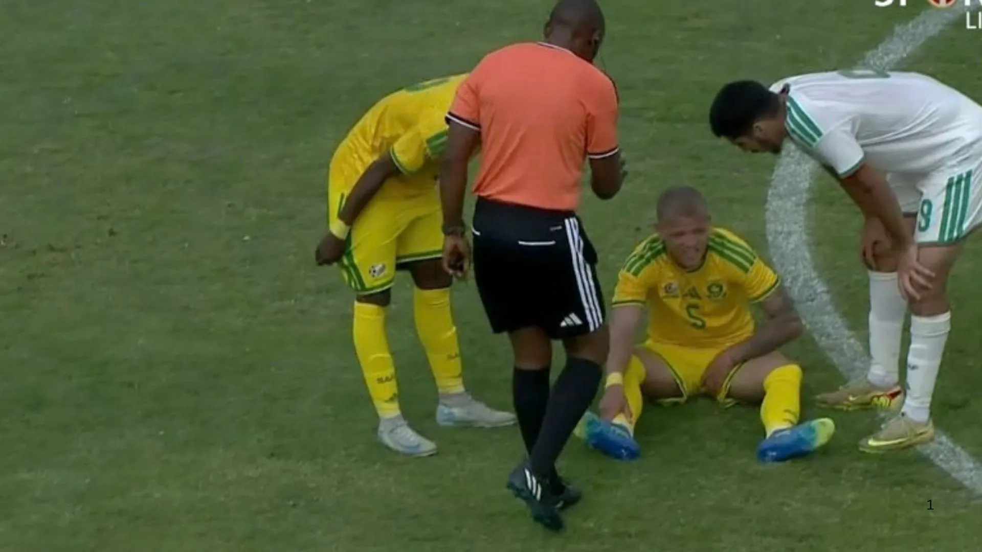 Kaizer Chiefs blow? Forward forced off with injury ahead of club commitments&nbsp;