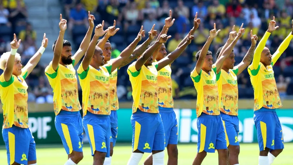 Mamelodi Sundowns salute their fans at FIFA Club World Cup. Photo -Mamelodi Sundowns