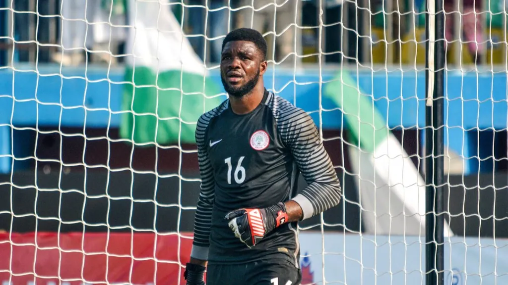 Former Super Eagles goalkeeper urges Nigerian players to ditch NPFL for better exposure