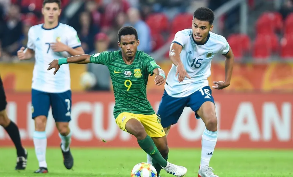 Why Kaizer Chiefs couldn't seal Appollis deal - Agent explains