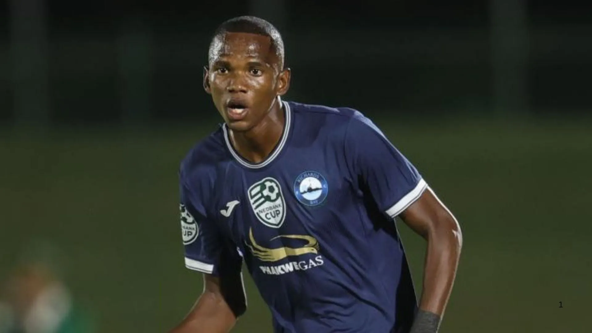 Richards Bay defender Sibangani Zulu is close to joining Orlando Pirates.
