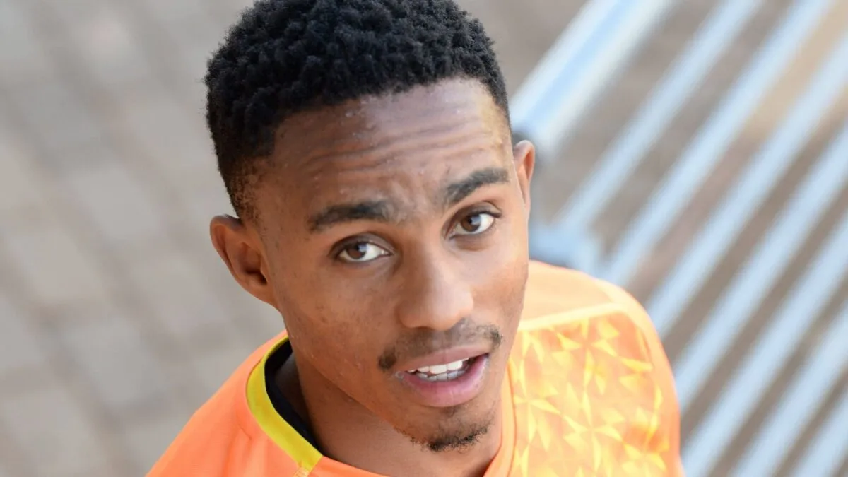 Should Kaizer Chiefs re-sign Njabulo Blom?