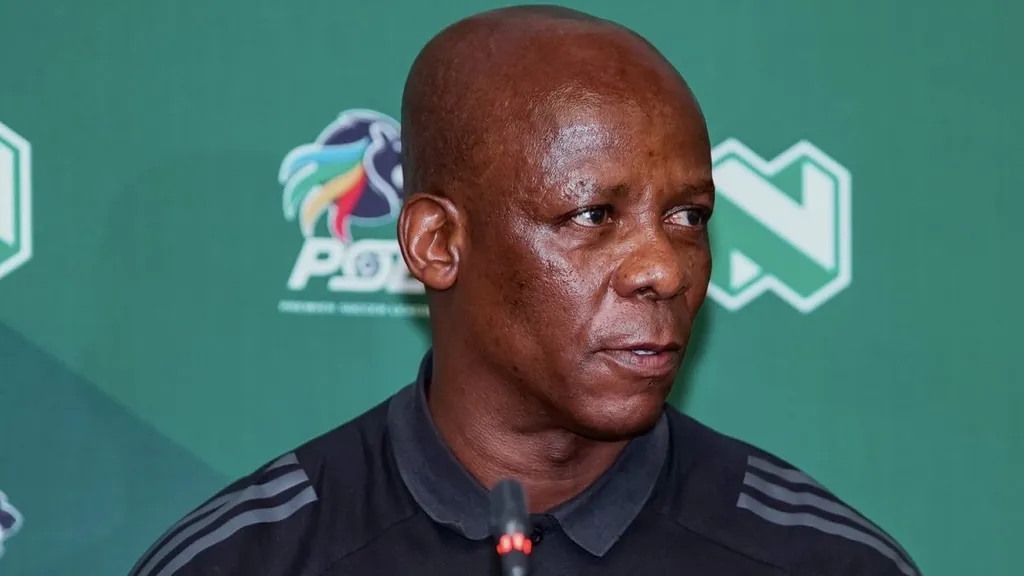 Mandla Ncikazi, Orlando Pirates