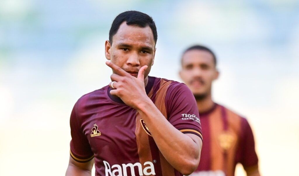 Kaizer Jr opens up on Chiefs' pusuit of Velebayi and Basadien
