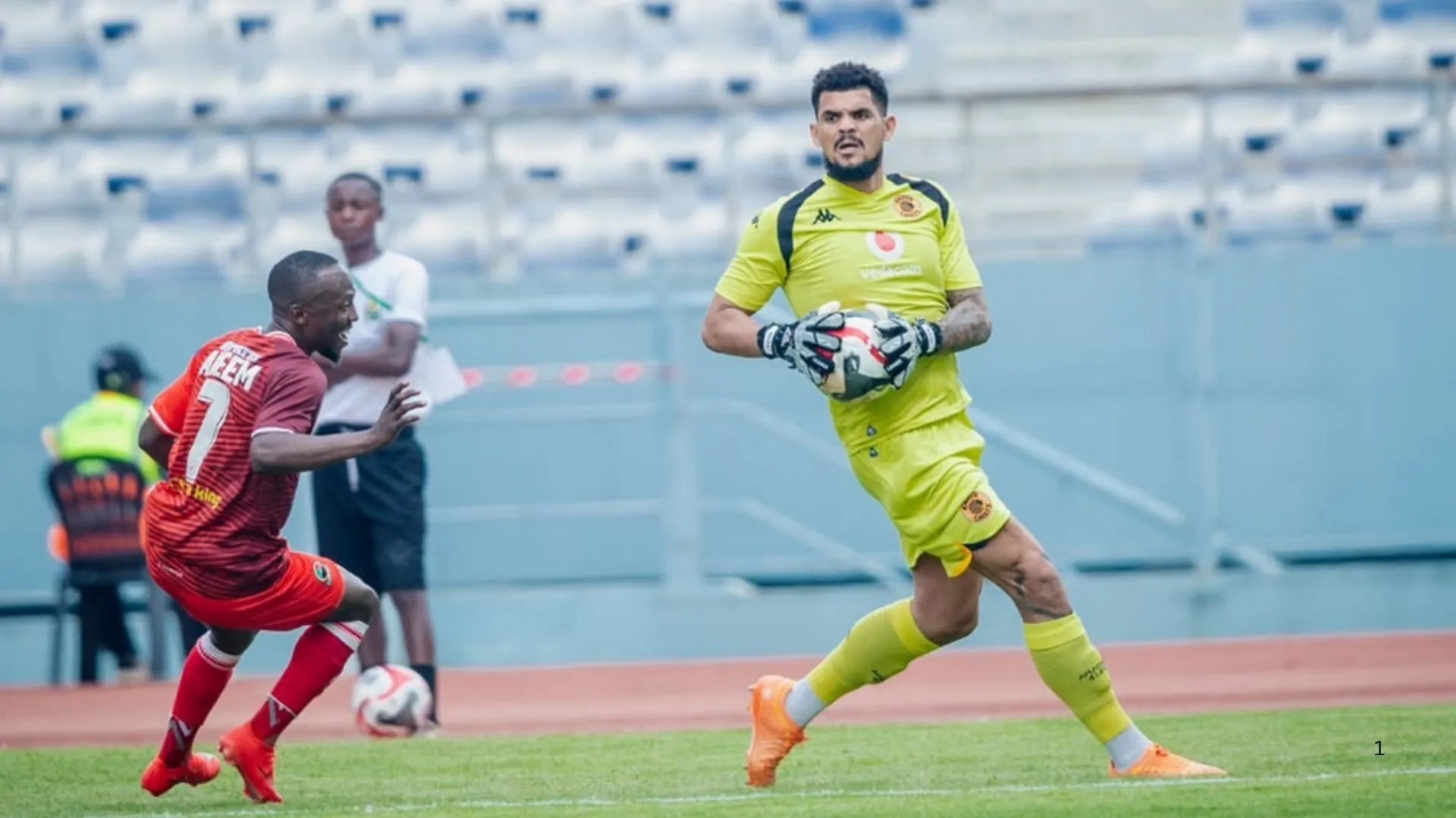 Kaizer Chiefs goalkeeper Renaldo Leaner playing against Red Arrows.
