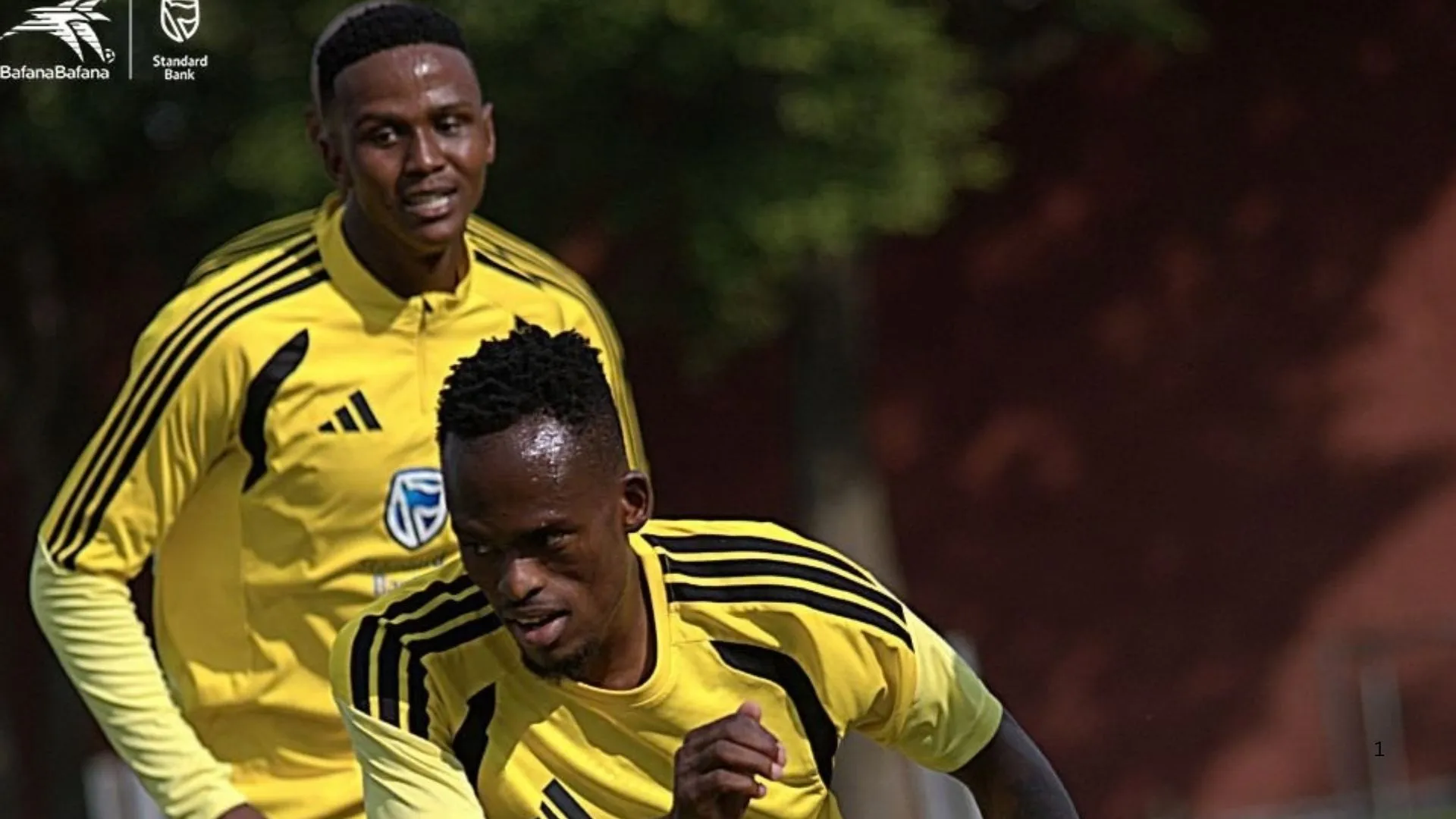 Khulumani Ndamane and Thabang Matuludi of Mamelodi Sundowns in Bafana training.