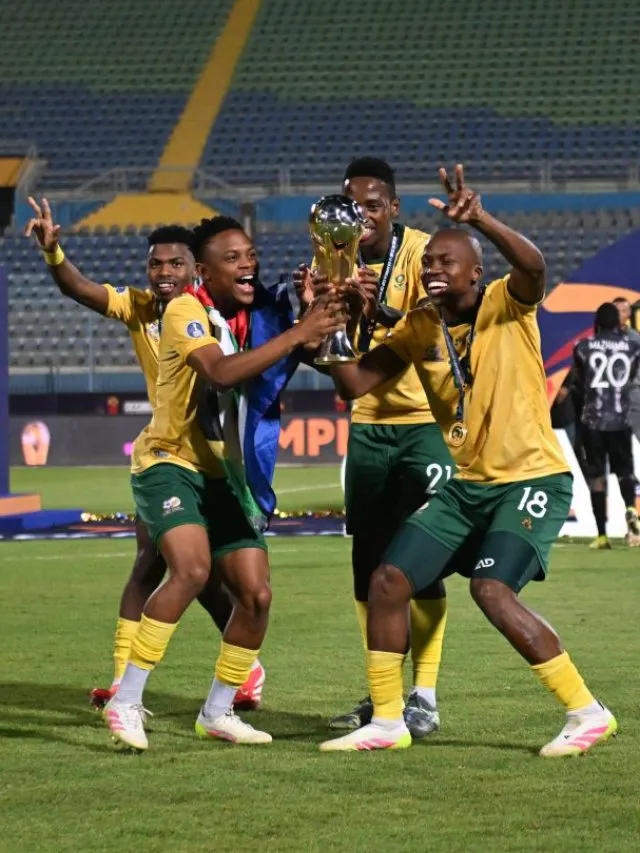 cropped GrQuw9JXMAAFtUS