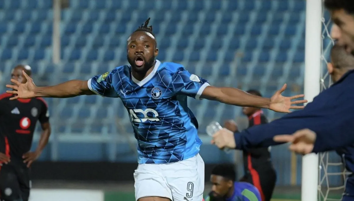 &lsquo;Mayele is capable of leading Chiefs to treble&rsquo; &ndash; Gavin Hunt