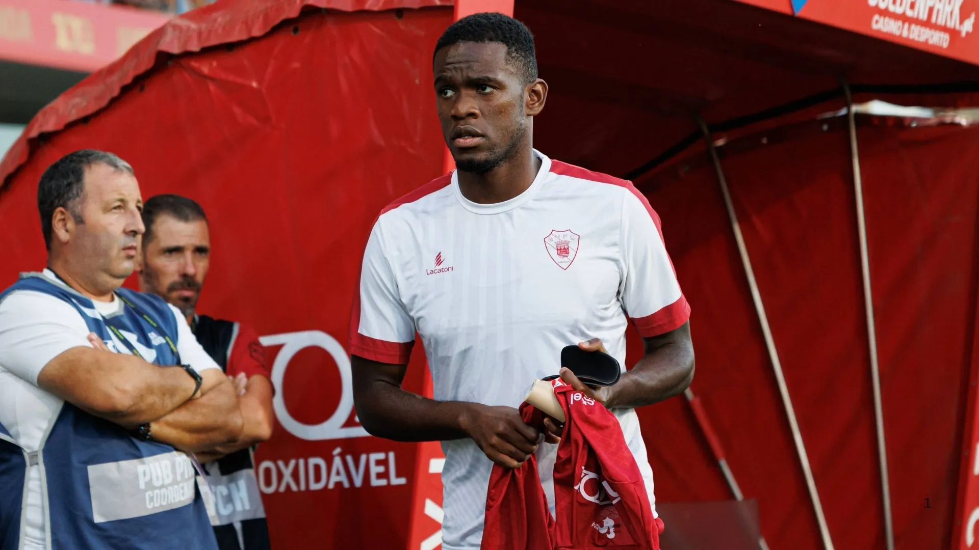 Sphephelo Sithole of Tondela.