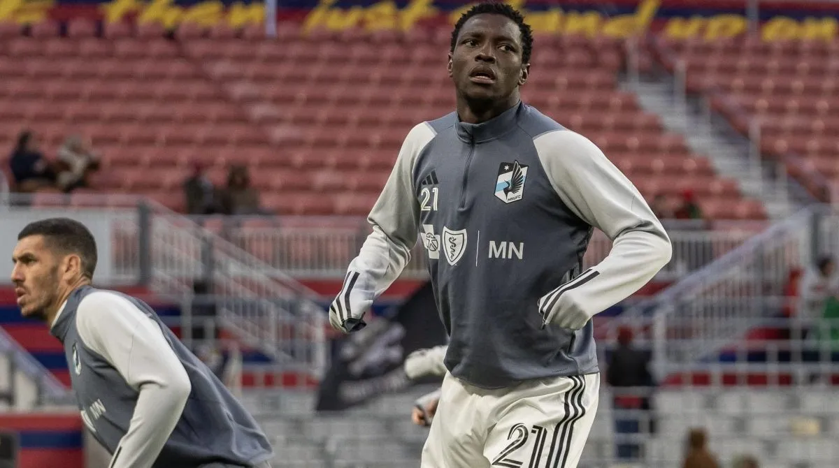 Broos on why he omitted Hlongwane from Bafana final squad