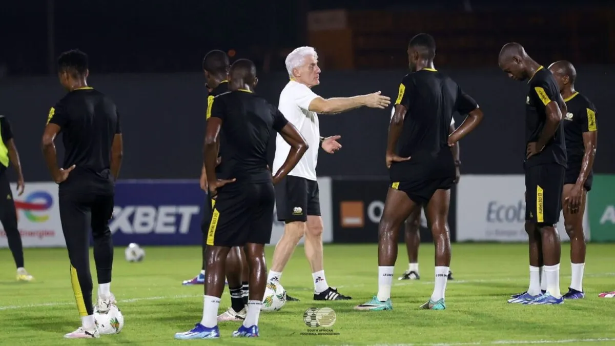 Broos anticipate tough Uganda but &lsquo;Hey! Bafana have big guys&rsquo;