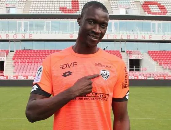 Mercato-Rennes : encore un revirement pour Gomis !