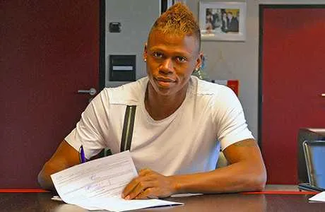 Sacr&eacute; mois de septembre pour Clinton N&rsquo;Jie !