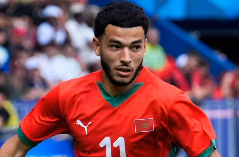 Un 2e club se retire de la course pour Zakaria El Ouahdi