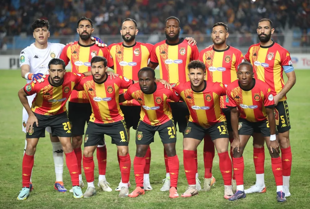 Esp&eacute;rance Tunis, &eacute;quipe
